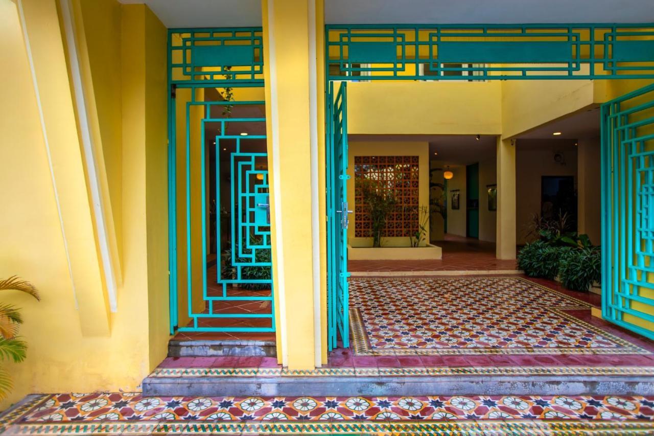 Hotel Old Cinema Kampot Kültér fotó