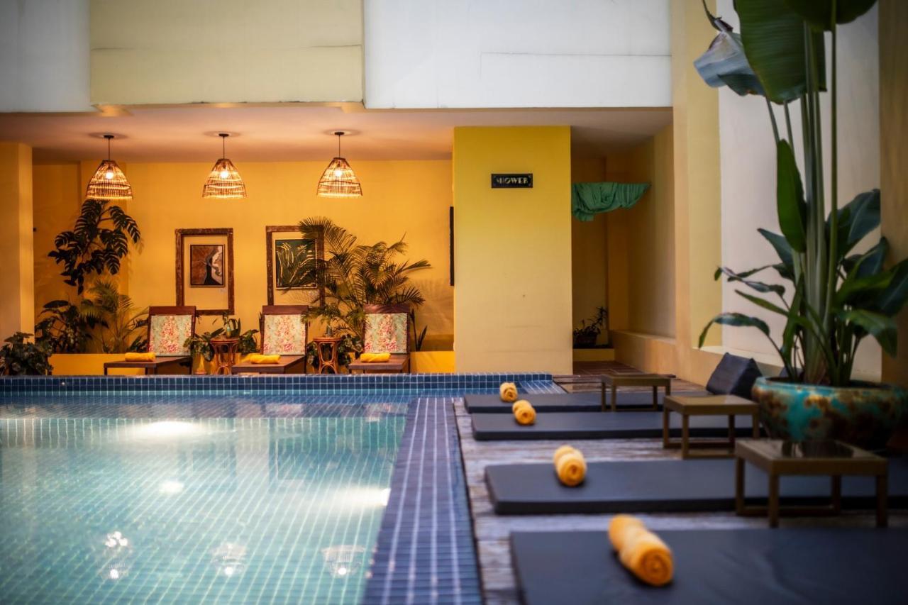 Hotel Old Cinema Kampot Kültér fotó